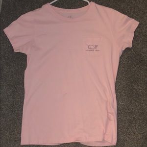 Light pink Vineyard Vines Tee!